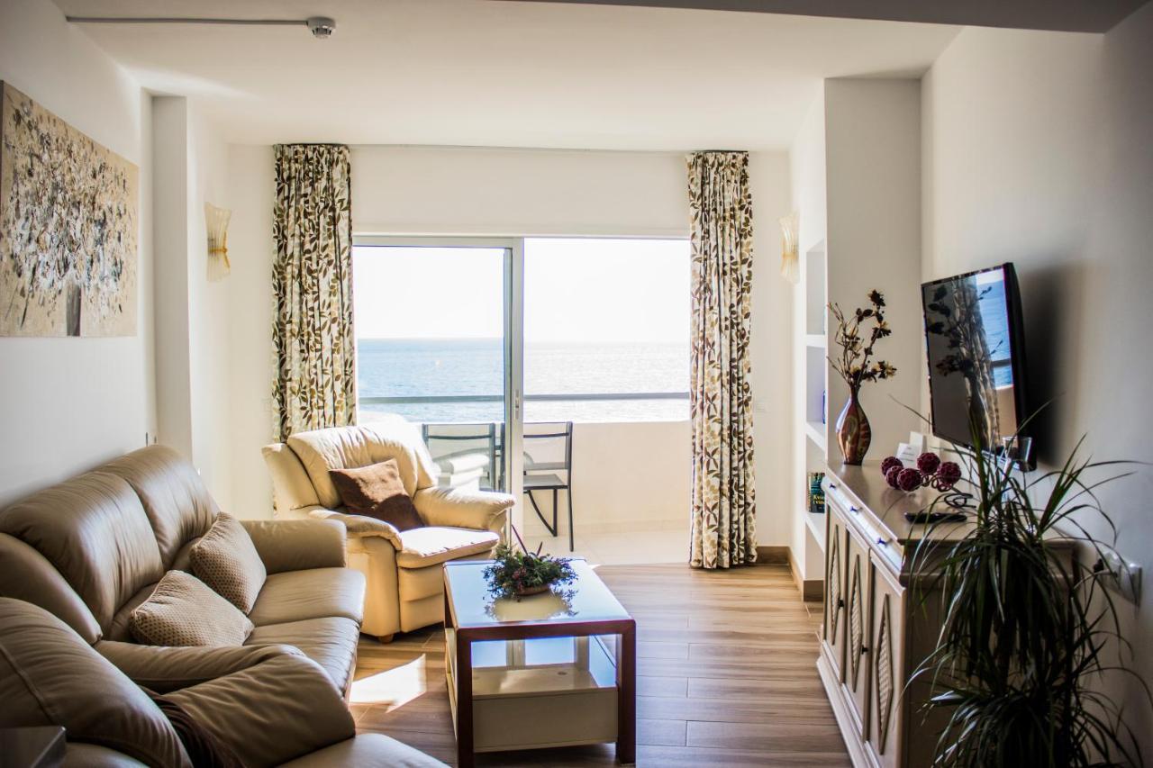 Beachfront Apartment In Fuengirola With Sea Views Exteriör bild